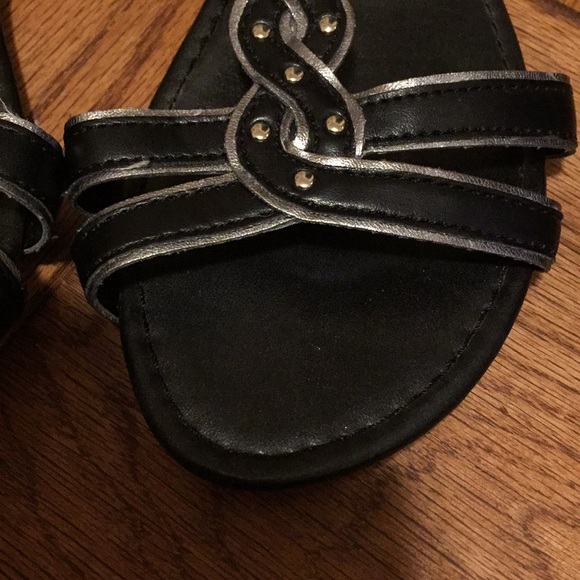 ⬇️FADED GLORY SANDALS⬇️ - Picture 2 of 4